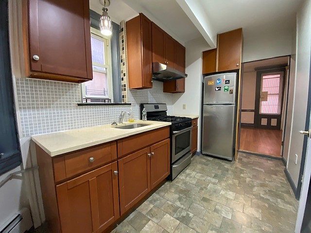 2nd image of 375 Broome St #4B