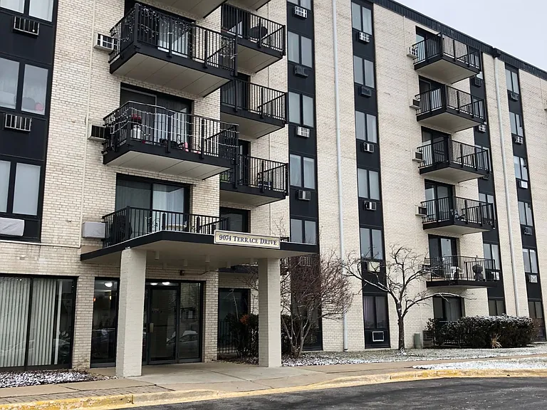 9074 W Terrace Dr #1I — Photo 1