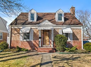 917 N 7th St, Dekalb, IL 60115