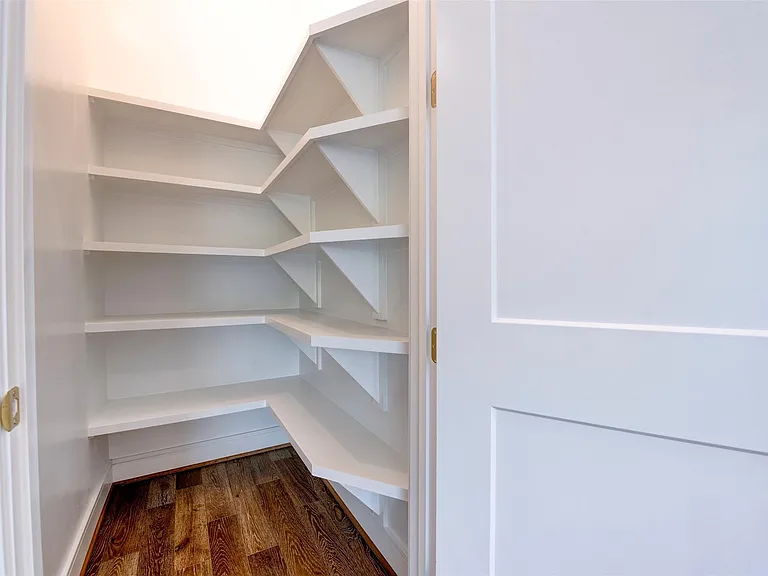 7120 Gary St #B — Photo 13