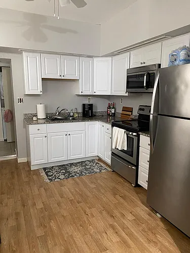 119 W Clement St #1 Photo 1