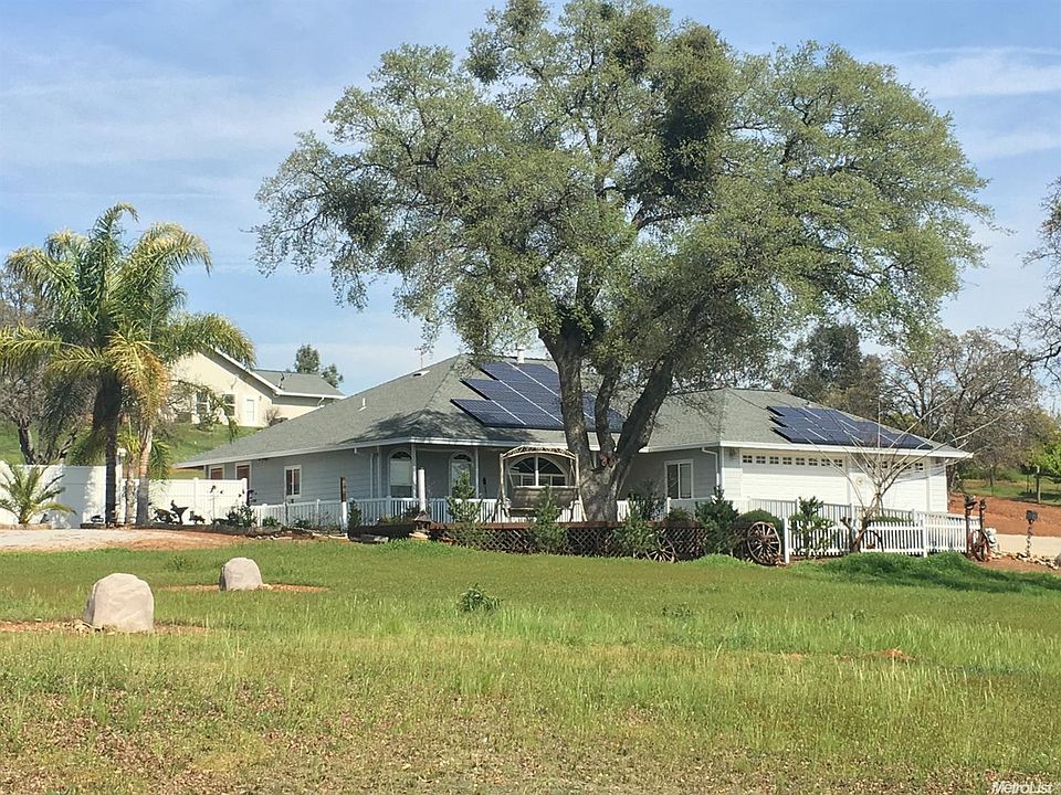 1st image of 2993 Cadena Way