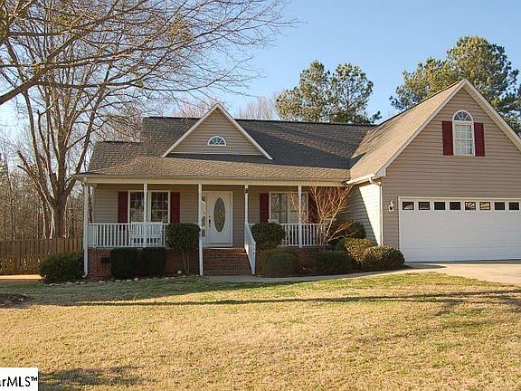 2nd image of 114 Royal Dr