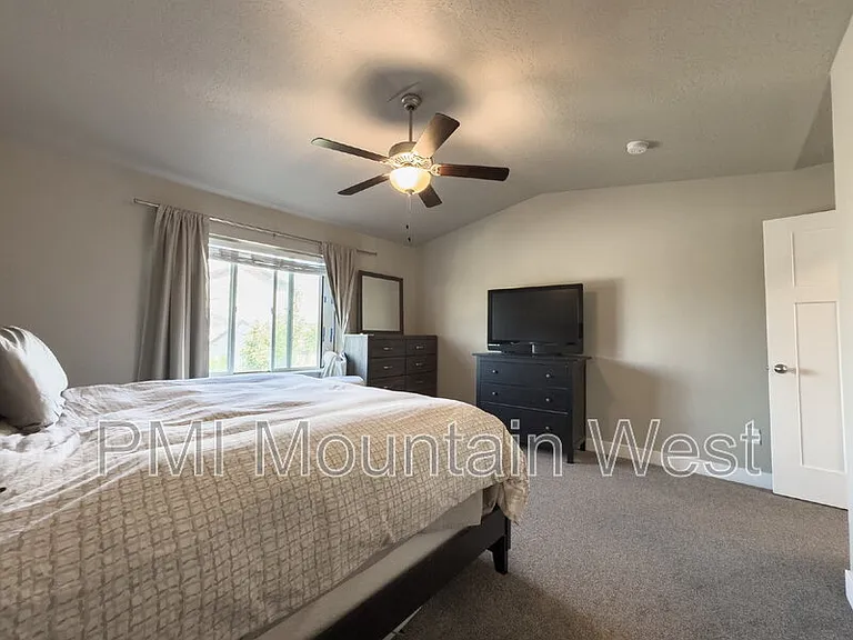 12702 S Stone Heights Dr — Photo 24