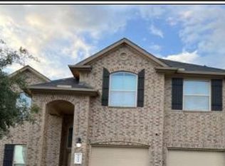1914 Dover Heights Ln, Fresno, TX 77545