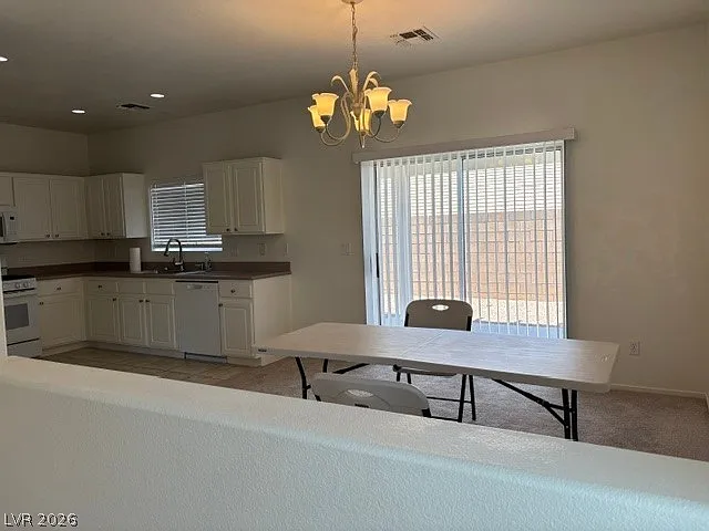 2866 Shimmering Bay St — Photo 9