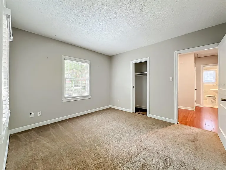 21 N Mills Ave — Photo 33