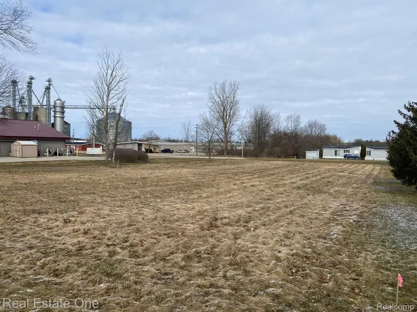 0 Huron St, North Branch, MI 48461