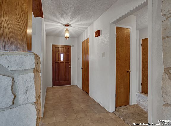 2nd image of 1107 Tumbleweed Dr