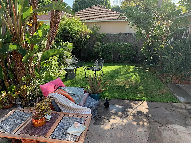 Backyard - Previous tenant B