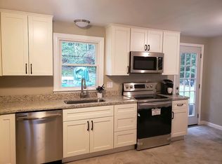 10 Bill St, Derry, NH 03038