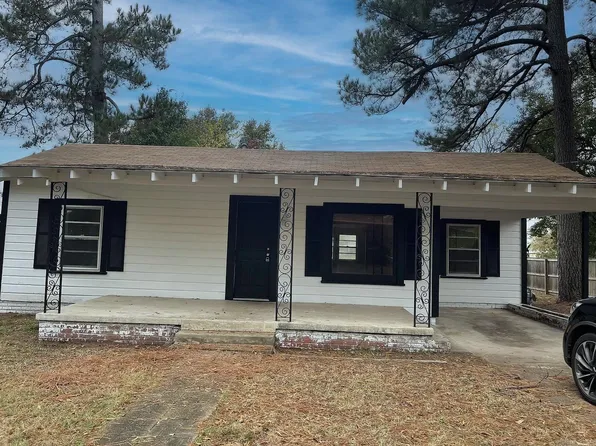 3705 Hickory St, Texarkana, AR 71854