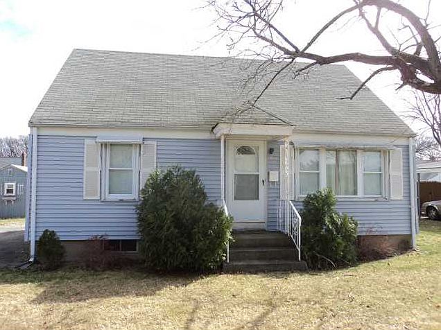 1st image of 66 W Hill Dr