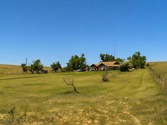 4th image of 2645 Road 77