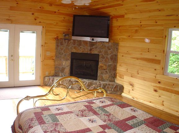 5th image of 338 Wyatt Ln