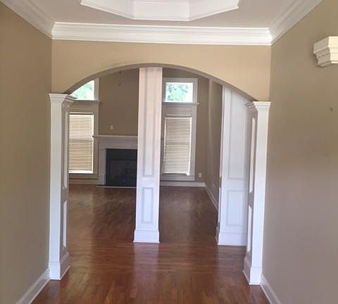 3rd image of 2672 White Rose Dr