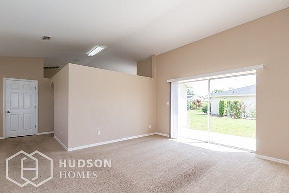 3rd image of 712 Meyer Dr