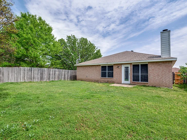 213 Port Ingleside Dr — Photo 12