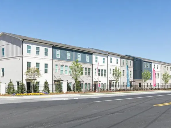 2206 Whistler Way NE, Lawrenceville, GA 30043