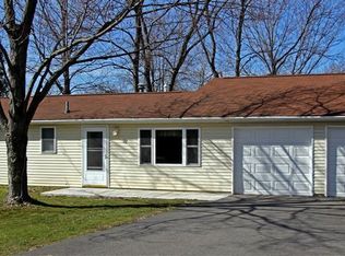 13 Dorchester Dr, Painesville, OH 44077