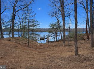 53 Betts Rd, Stafford, VA 22554