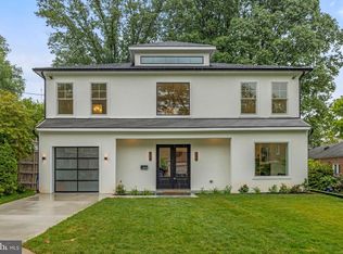 8609 Woodbrook Ln, Chevy Chase, MD 20815