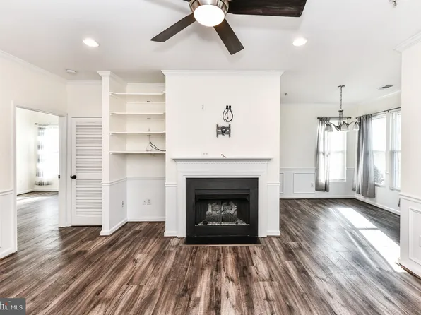 46614 Drysdale Ter Unit 102, Sterling, VA 20165