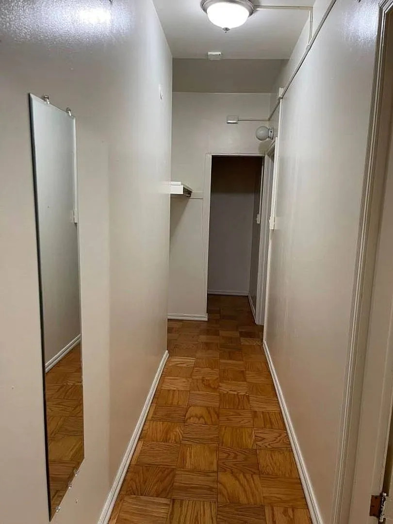 2514 Piedmont Ave — Photo 4
