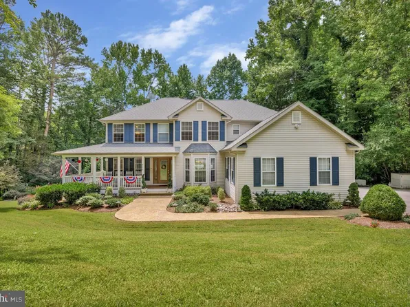 9175 Westfield Dr, White Plains, MD 20695