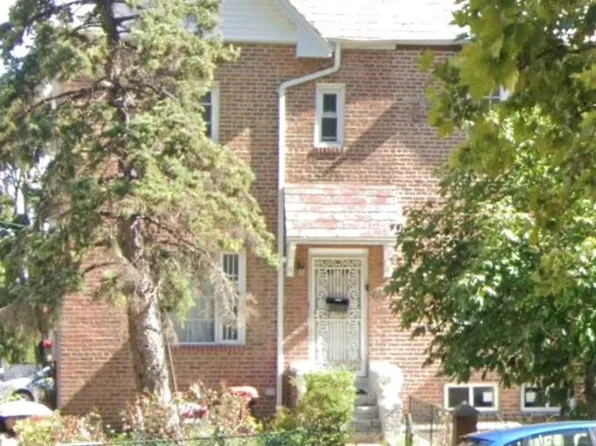 23-01 33rd Road, Astoria, NY 11106