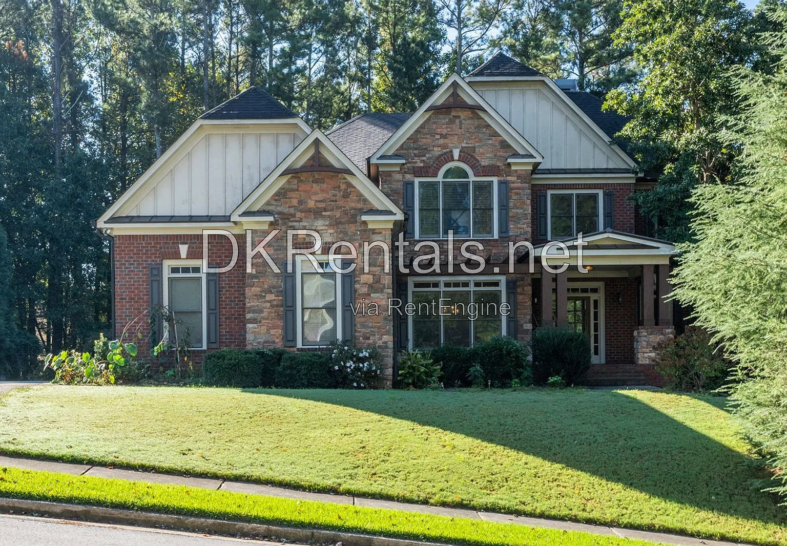 5 bed, 5.5 bath, 4103 sqft, $3,600 — Photo 1