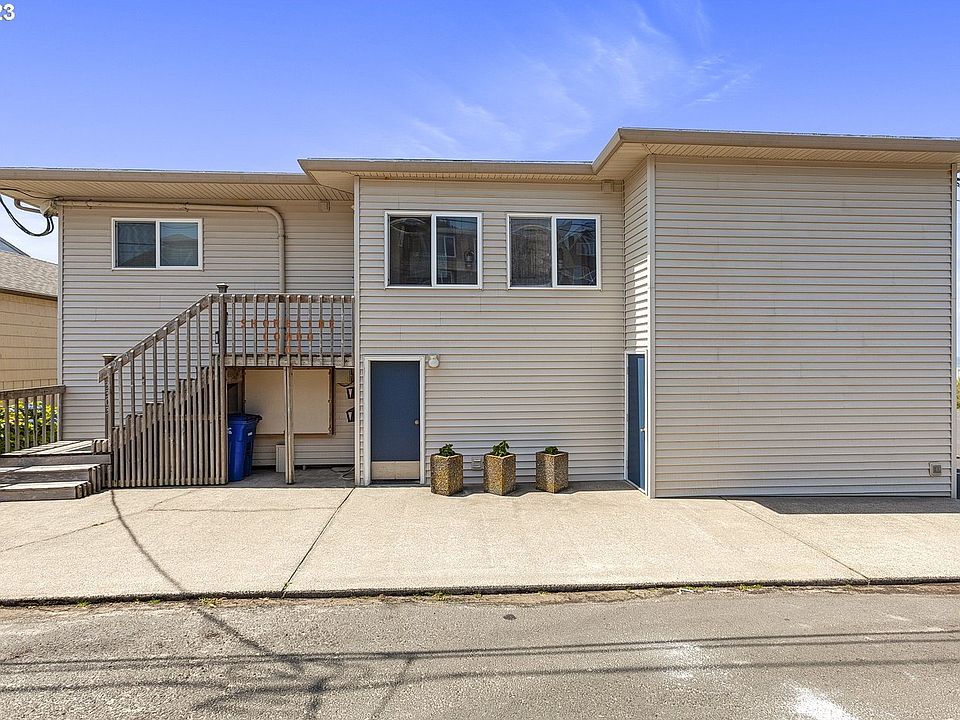 1st image of 3303 SW Anchor Ave N #1