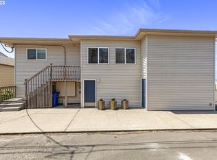 3303 SW Anchor Ave N #1, Lincoln City, OR 97367