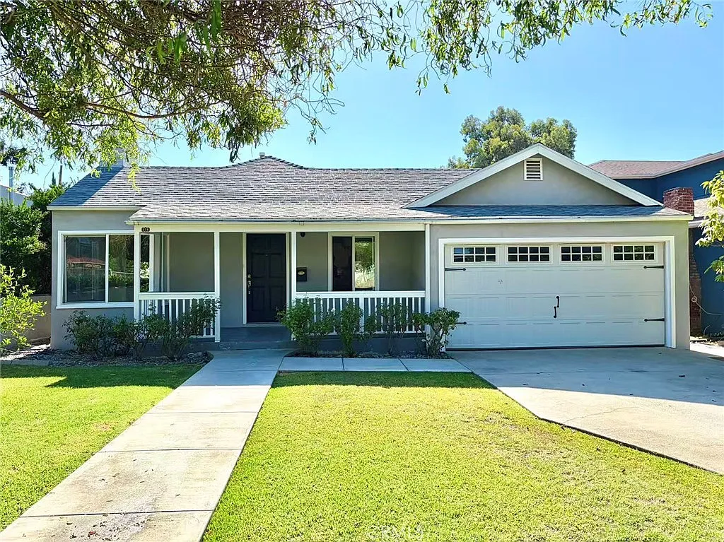 4 bed, 1845 sqft, $6,300 — Photo 1