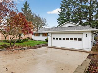 1204 N Elliott Rd, Newberg, OR 97132