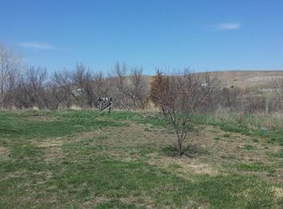 1002 Corral Rd, Pierre, SD 57501