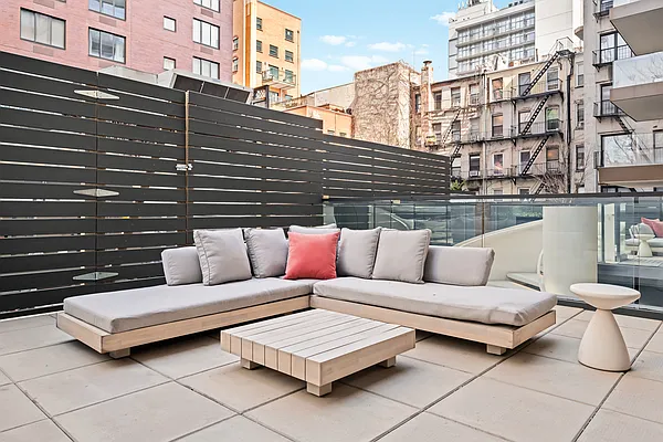 Rented by REAL New York | media 11