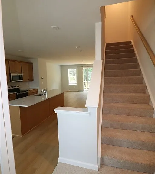 419 Burden Dr — Photo 35