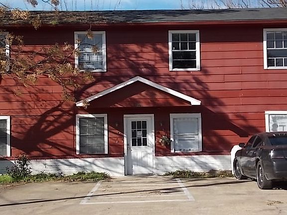 3rd image of 3221 W Park Row Blvd