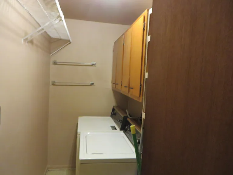 3992 S Randolph St — Photo 6