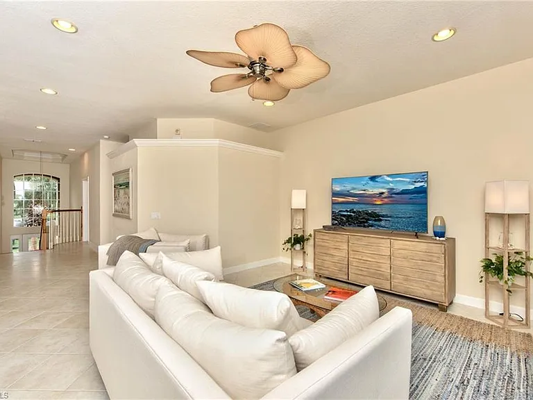 9657 Cypress Hammock Cir #202 — Photo 10