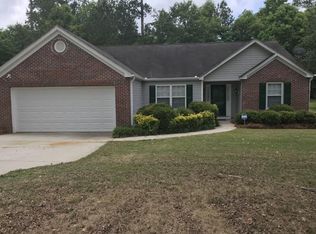 712 Hillmont Dr, Loganville, GA 30052