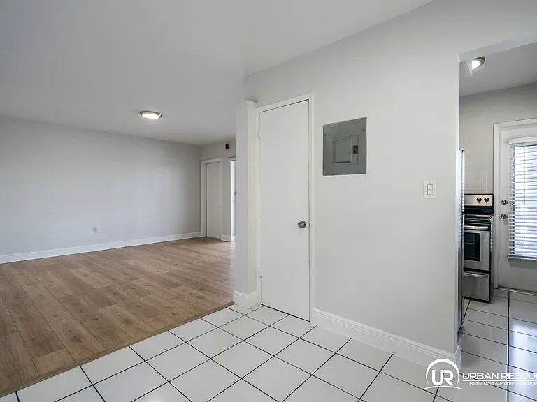 7931 East Dr #301 — Photo 14
