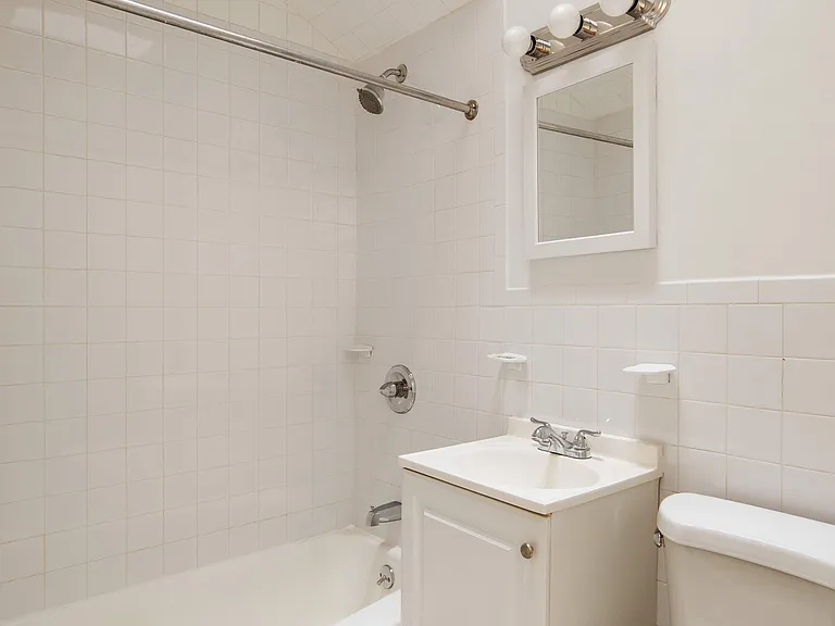 25 W 95th St #4AB — Photo 9