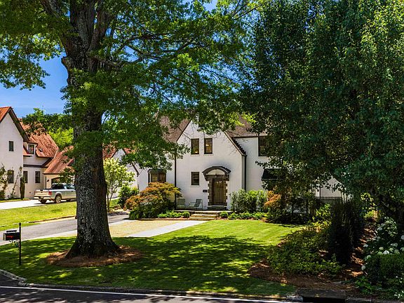 2nd image of 2459 Fairway Dr