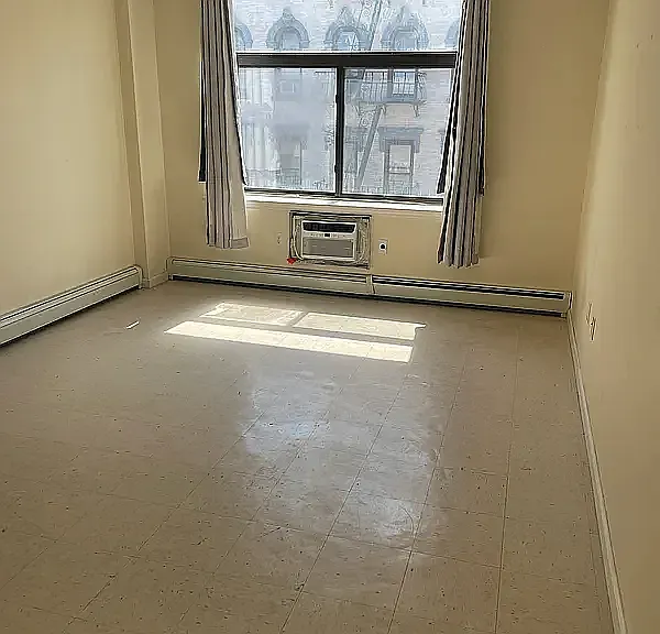 300 Broome St #4R — Photo 2