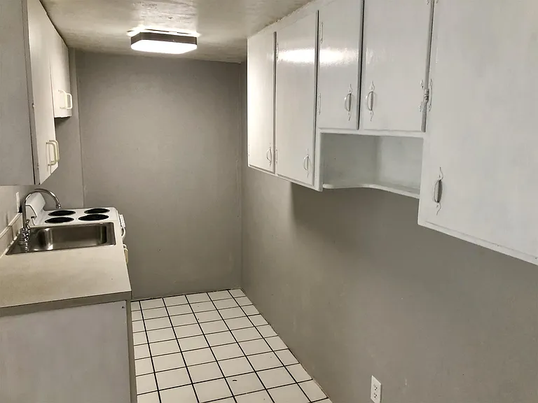 107 Washington St #1 — Photo 8