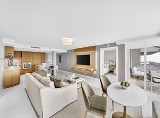 South Pointe Tower, Miami Beach, FL 33139