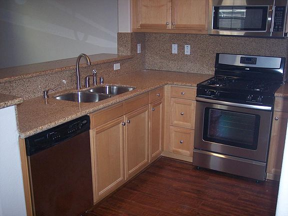 Kitchen Granite Counter Tops