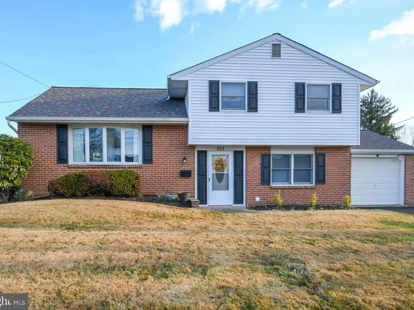 253 Sharpless Rd, Southampton, PA 18966